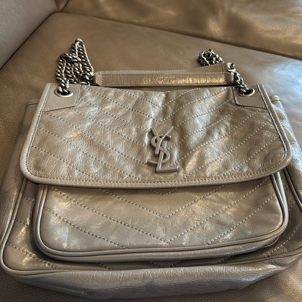 Gray Shoulder Bag with Quilted Design